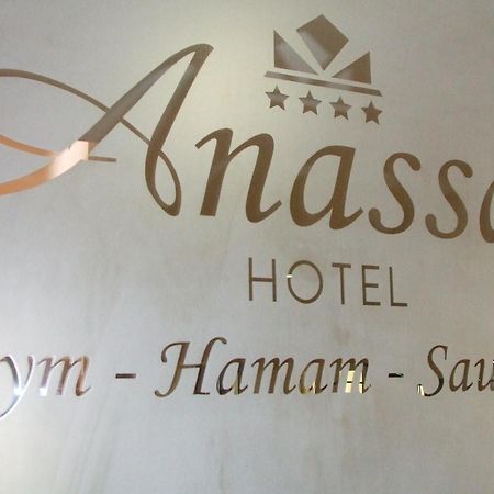 Anassa Deluxe Suites Kamári Exteriör bild