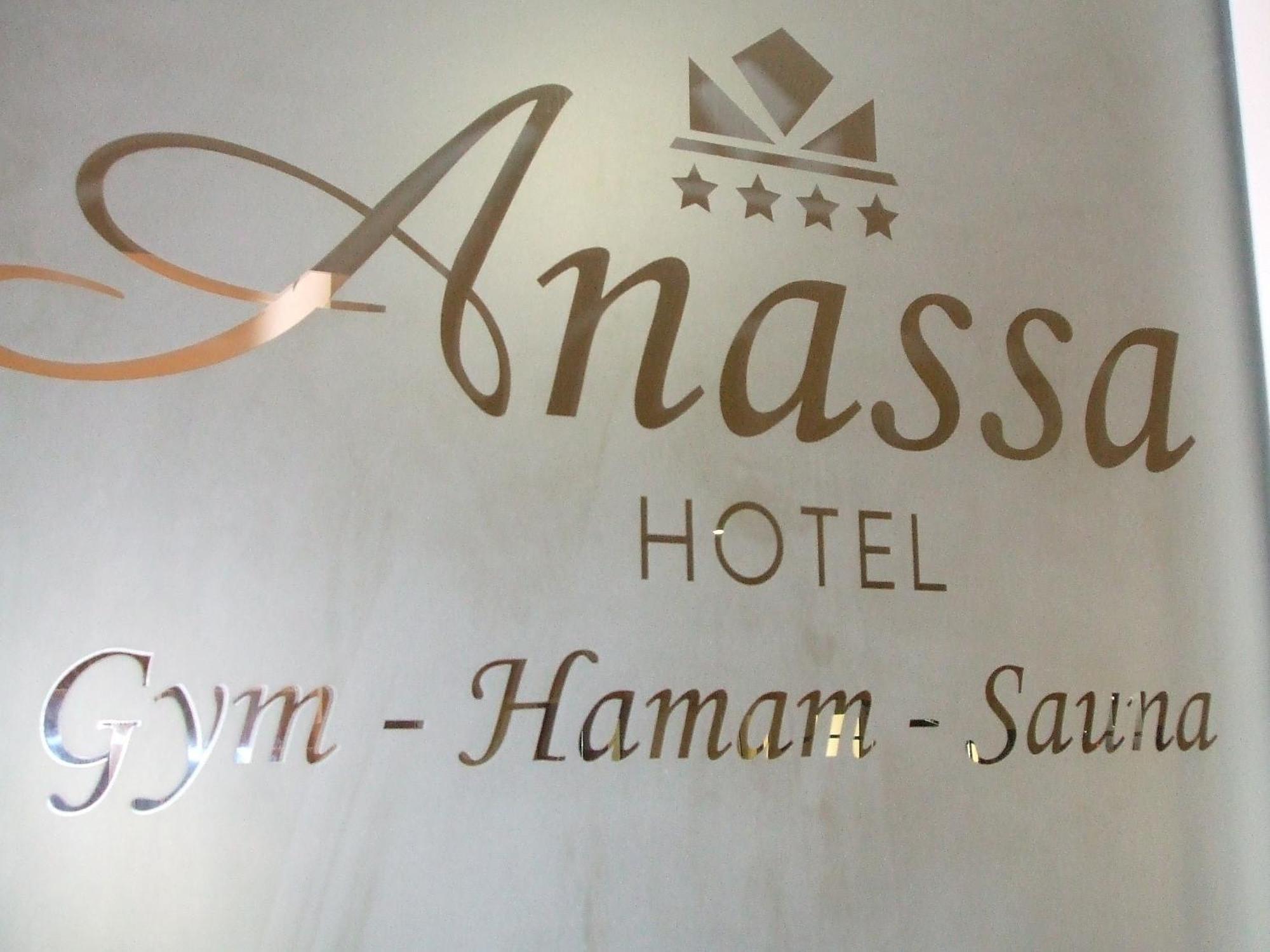 Anassa Deluxe Suites Kamári Exteriör bild