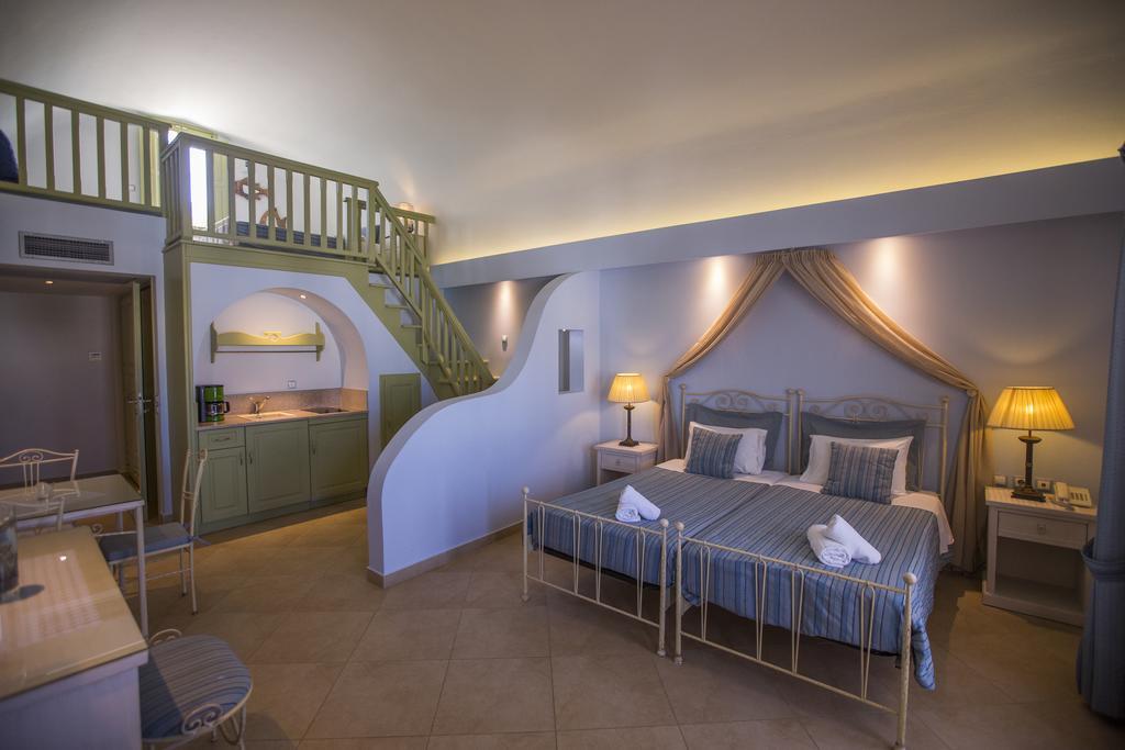 Anassa Deluxe Suites Kamári Exteriör bild