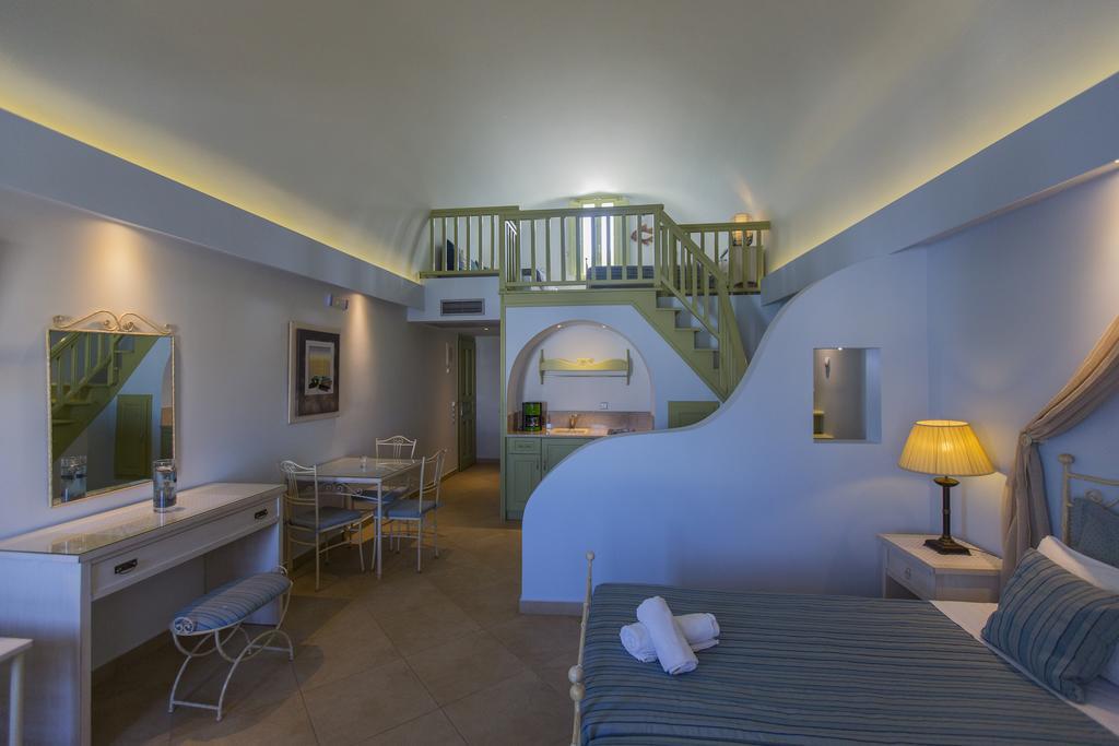 Anassa Deluxe Suites Kamári Exteriör bild
