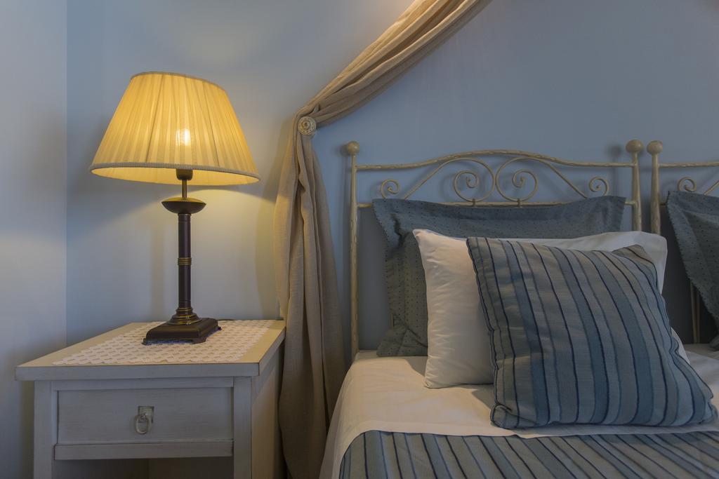 Anassa Deluxe Suites Kamári Exteriör bild
