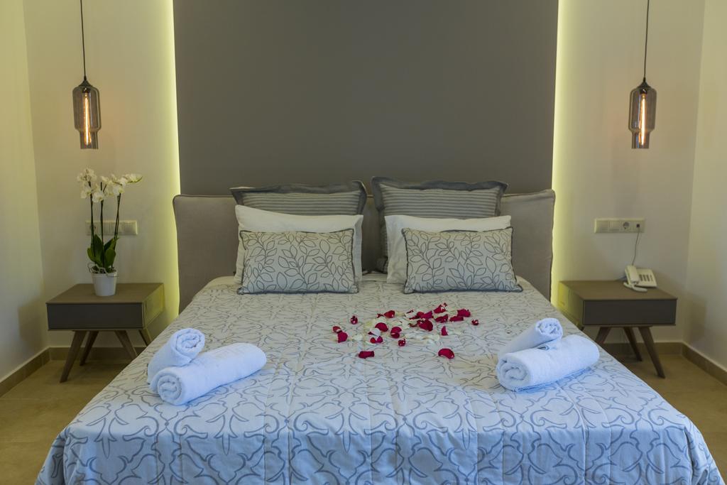 Anassa Deluxe Suites Kamári Exteriör bild