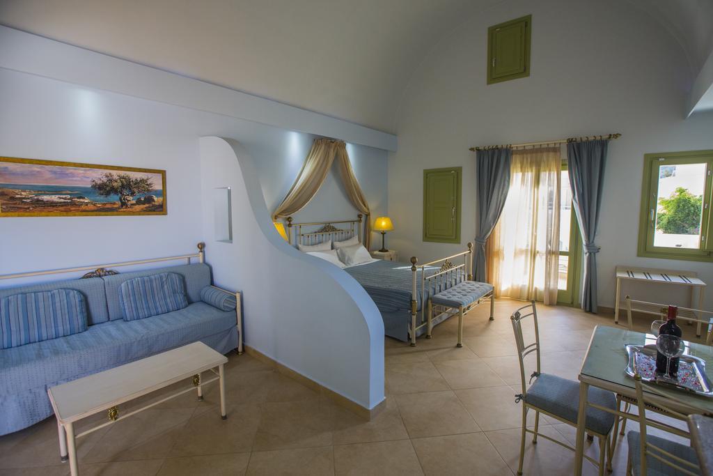 Anassa Deluxe Suites Kamári Exteriör bild